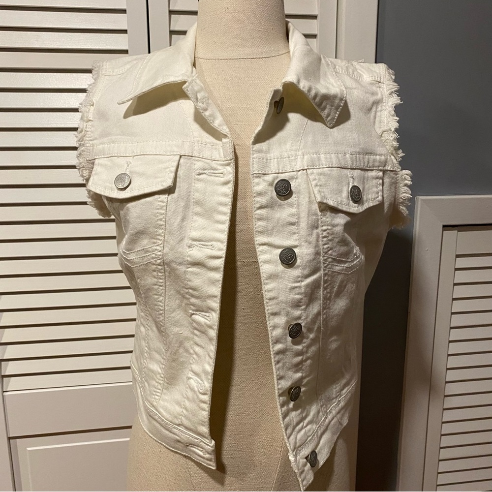 Women’s White Jean Distressed Vest (S)